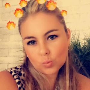 Meet your Posher, Vanessa